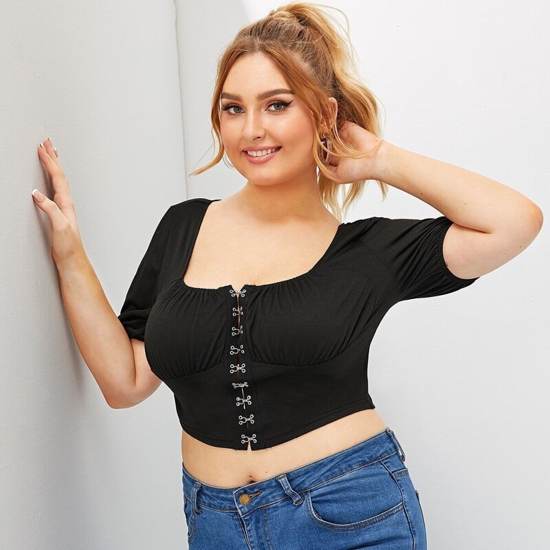 

Plus Hook & Eye Crop Tee, Black