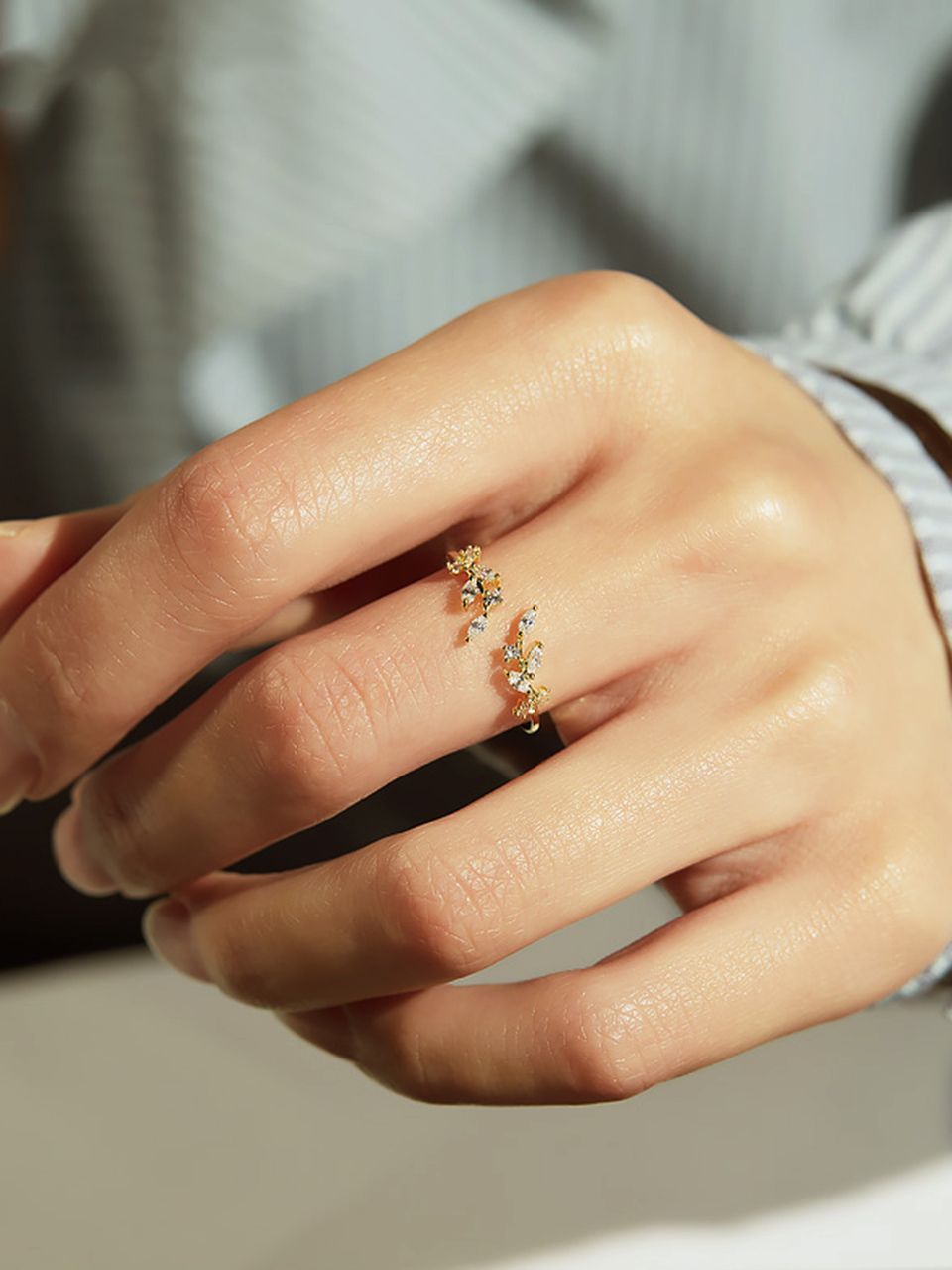 Rhinestone Decor Cuff Ring 1pc