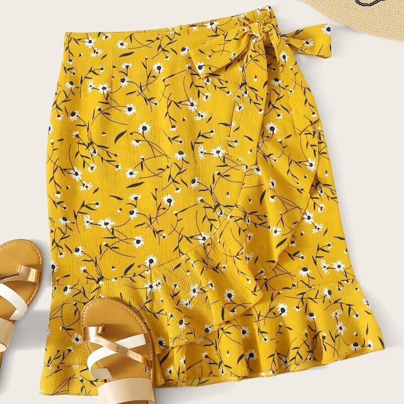 

Plus Ditsy Floral Tie Side Wrap Skirt, Yellow