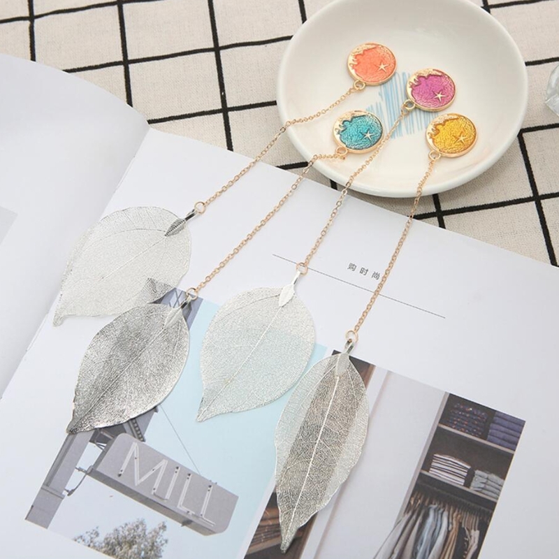 

Random Leaf Shaped Bookmark 1pc