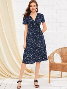 Ditsy Floral Print Knot Side Wrap Dress - Navy Blue - View 3