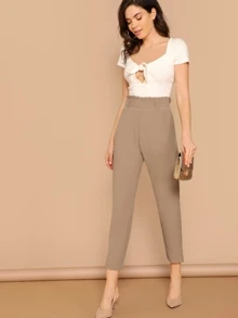 SHEIN Pantalones cónicos sólidos de cintura con volante - Caqui - Ver 1