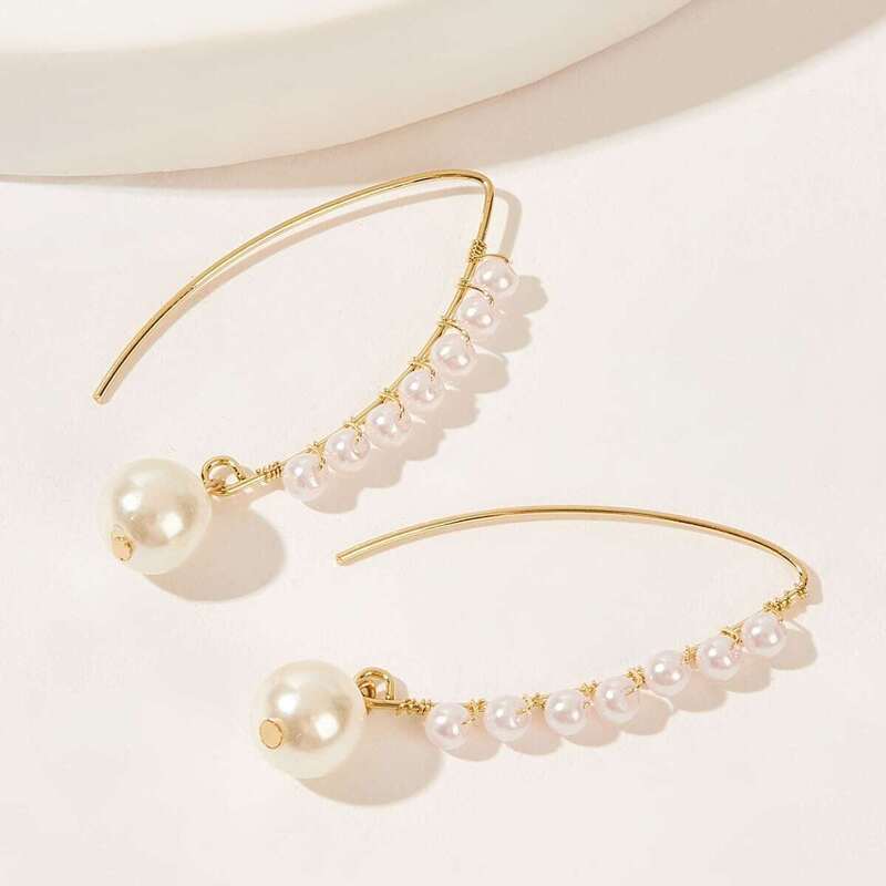 

Faux Pearl Decor Cuff Hoop Earrings 1pair, White
