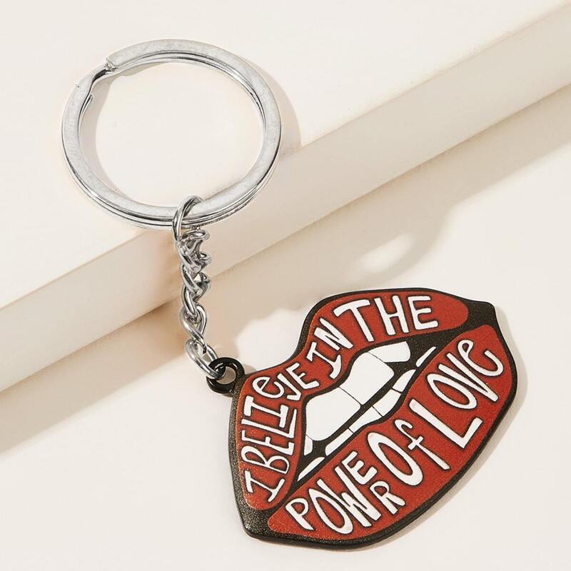 

Letter Print Mouth Shaped Keychain, Multicolor