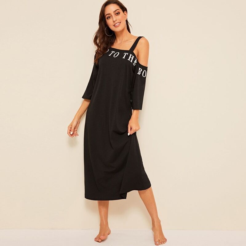 

Asymmetrical Neck Slogan Print Nightdress, Black