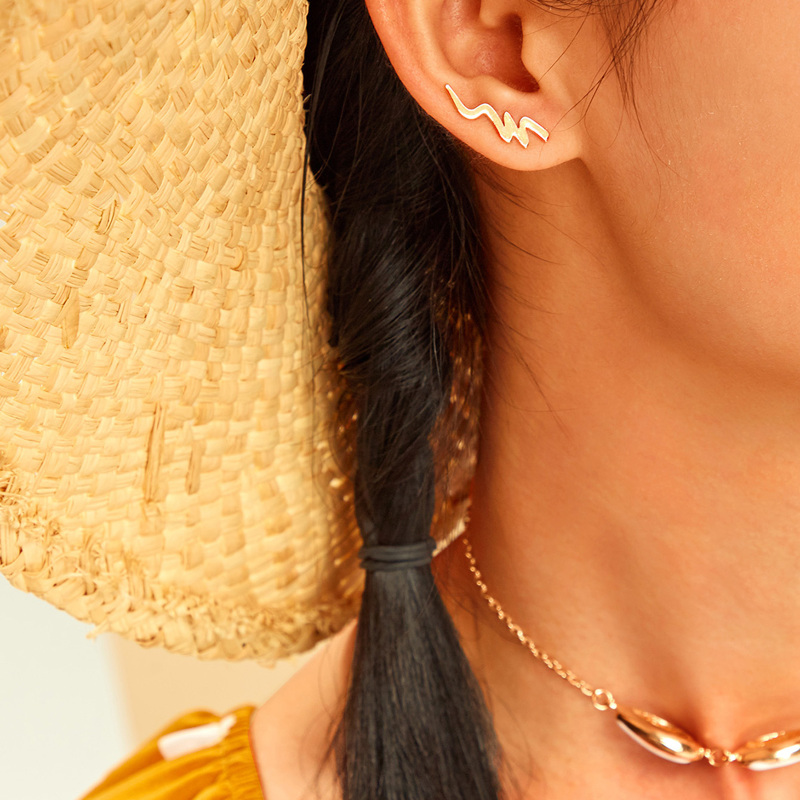 

Line Bar Decor Stud Earring 1pair, Gold