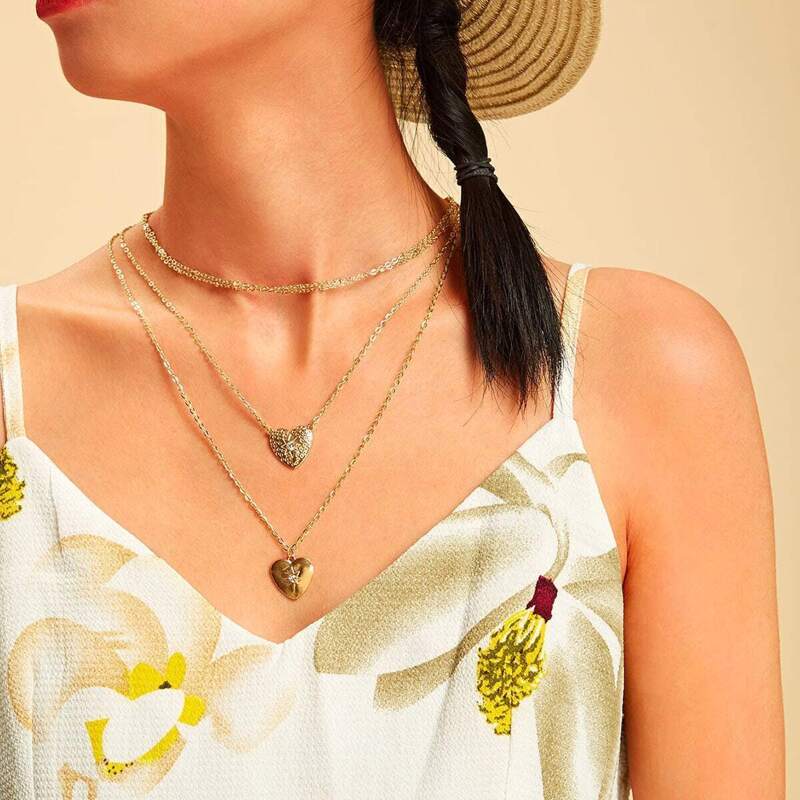 

Heart Pendant Layered Chain Necklace 1pc, Gold