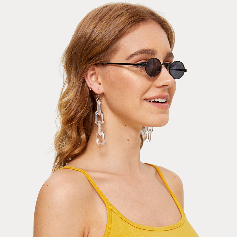

Oval Lens Sunglasses, Black