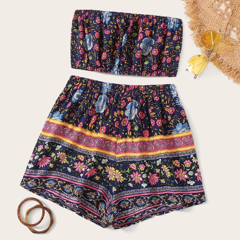 

Ditsy Floral Print Bandeau & Shorts, Multicolor