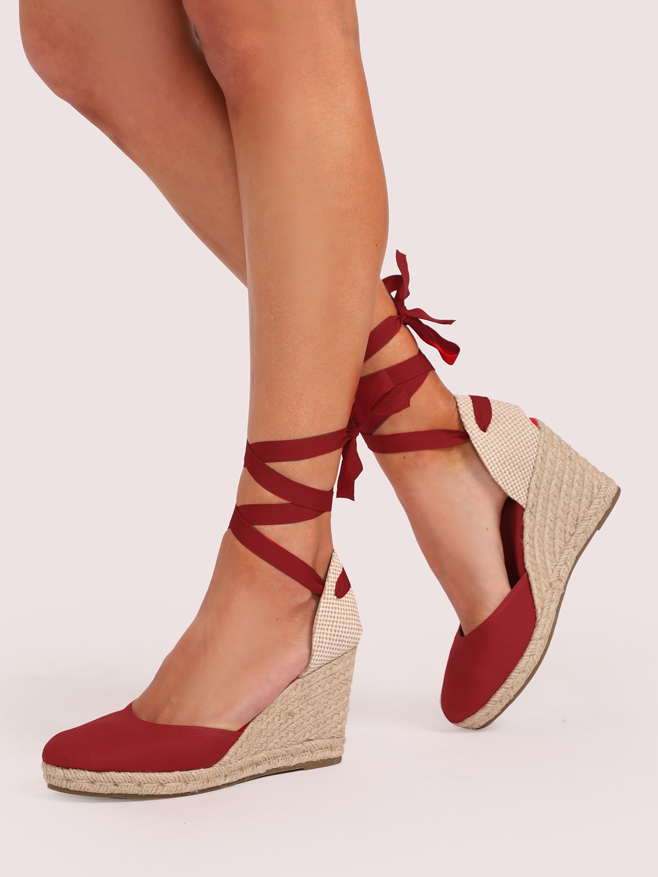 espadrille compensée a lacet