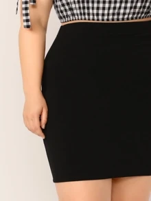 SHEIN Essnce Plus Elastic Waist Solid Pencil Skirt
