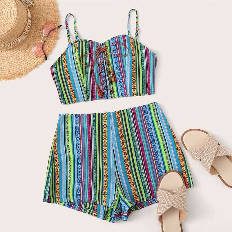 

Lace Up Aztec Crop Top & Shorts Set, Multicolor