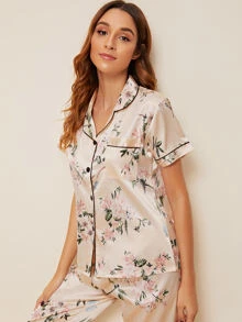 Floral & Leaf Print Satin Pyjama Set - Multicolor - View 3