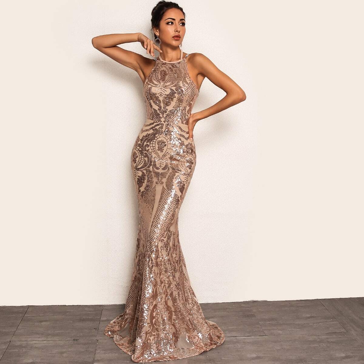 15601571643614298472 вечерние платья без рукавов в пол
