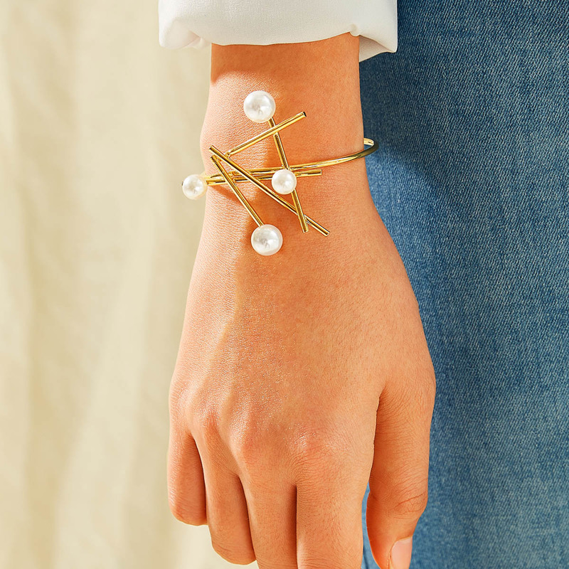 

Faux Pearl Decor Bar Cuff Bracelet 1pc, Gold