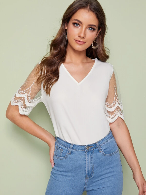 Camisa escote V de manga fina con encaje en contraste | Mode Camisa escote V de manga con malla | Mode de Mujer | SHEIN