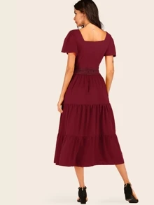 Vestido bajo fruncido de manga mariposa de croché en contraste - Burdeos - Ver 2