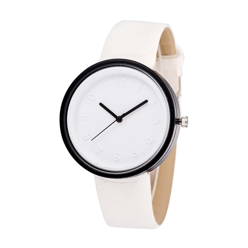 

Round Dial Quartz Watch