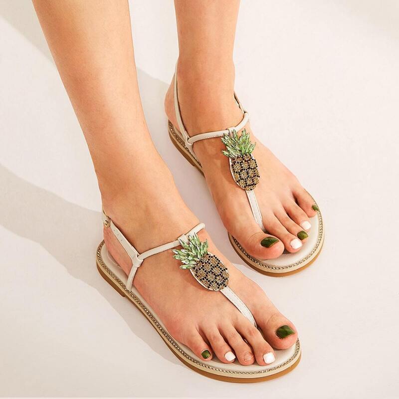 

Pineapple Decor Toe Post Sandals, White