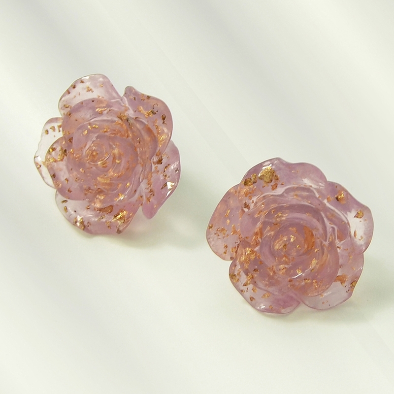

Acrylic Stereo Rose Flower Stud Earrings 1pair, Pink