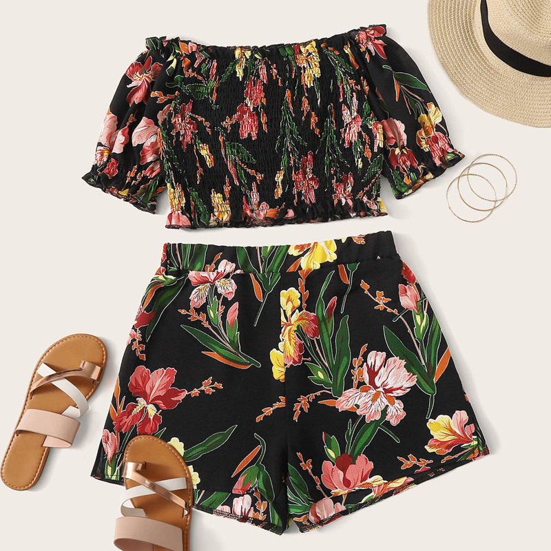 

Floral Print Shirred Bardot Top With Shorts, Multicolor
