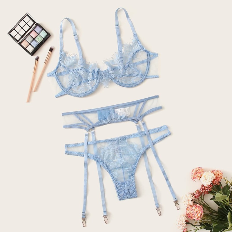 

Floral Lace Underwire Garter Lingerie Set, Blue