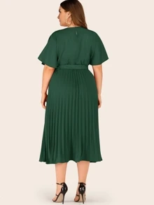 Plus Button Keyhole Pleated Hem Belted Dress - Dark Green - View 2