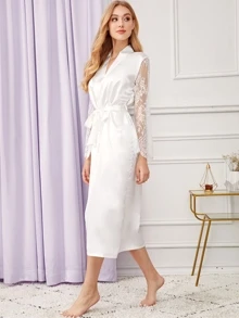 Bata con cinturón de satén con encaje floral - Blanco - Ver 4