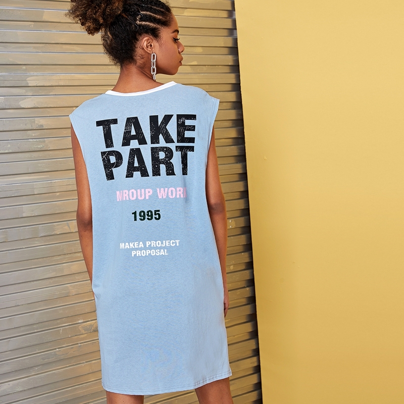 

Letter Print Split Sleeveless Dress, Blue