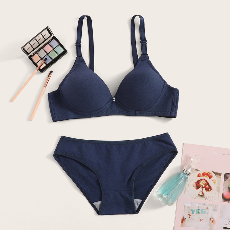 

Adjustable Strap Push Up Lingerie Set, Navy