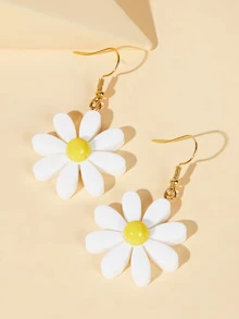 1pair Fashionable Y2k Style Daisy Pendant Dangle Earrings For Women, Party Personalized Birthday Gift