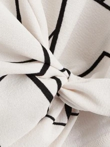 SHEIN Girls Geo Print Twist Hem Textured Top - White - View 4