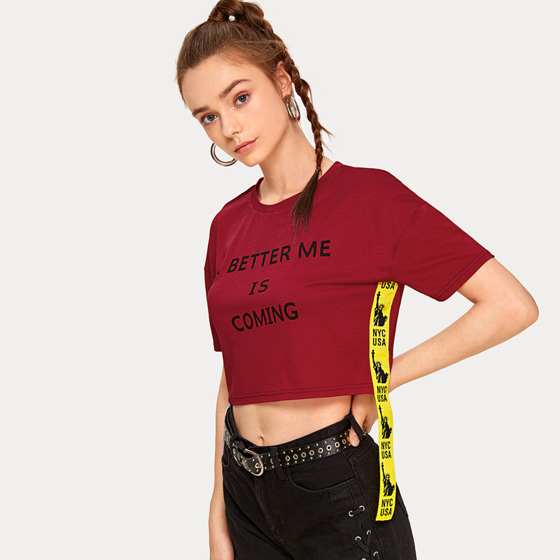 

Statue of Liberty & Letter Print Tape Crop Tee, Burgundy