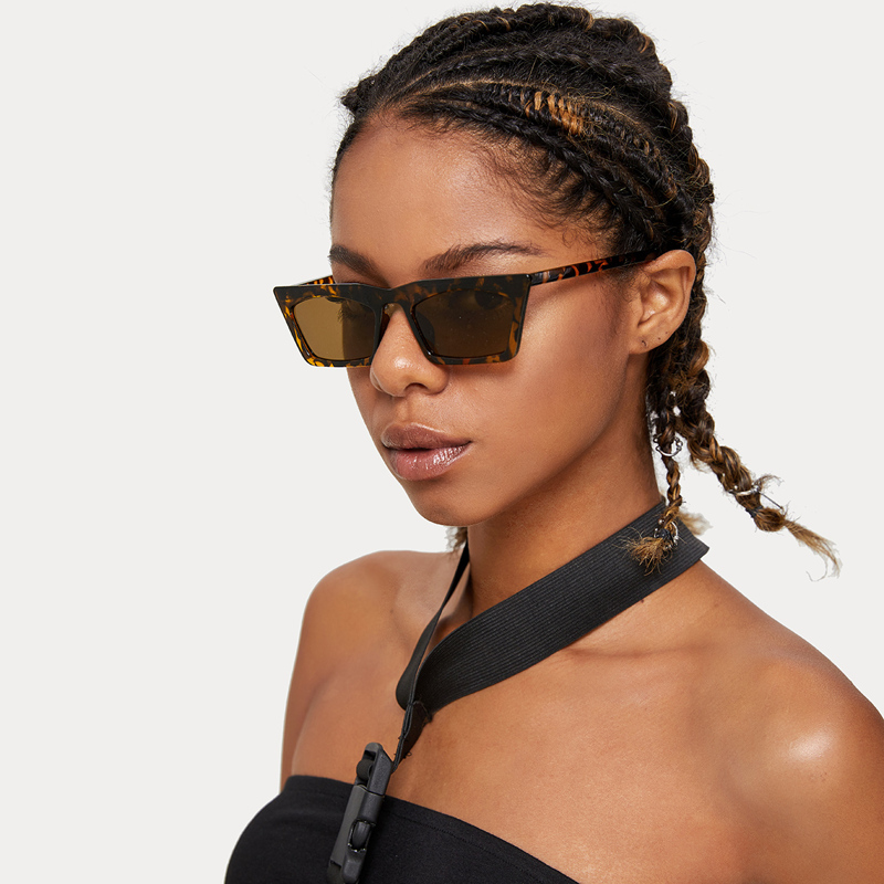 

Tortoiseshell Pattern Flat Lens Sunglasses