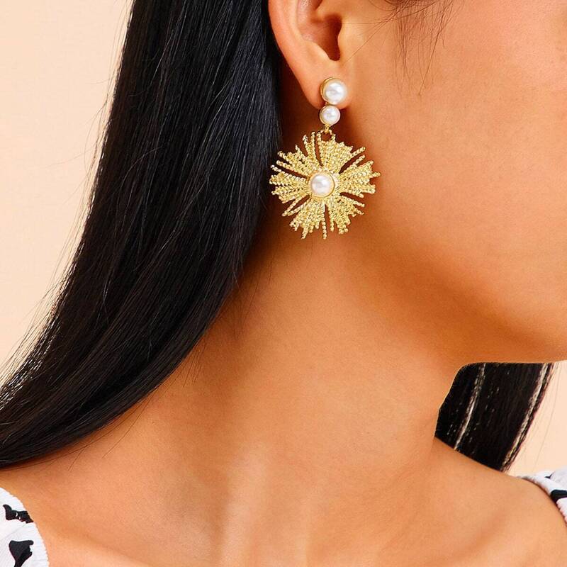 

Faux Pearl Decor Flower Drop Earrings 1pair, Gold