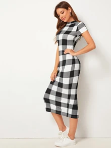 SHEIN Essnce 格紋小高領開衩窄身洋裝 - 黑與白 - 查看 5