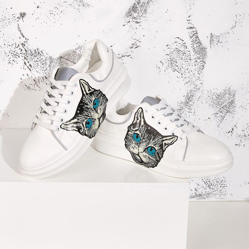 

Cat Print Lace-up Front Low Top Sneakers, Multicolor