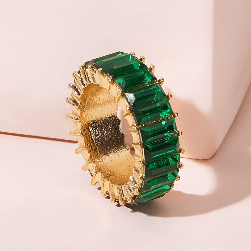 

Textured Glass Ring 1pc, Green