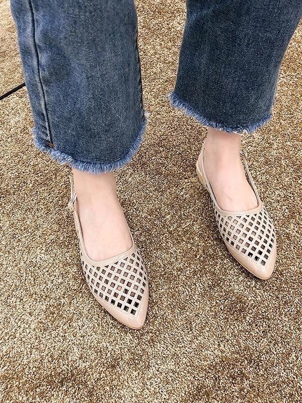

Point Toe Hollow Out Flats, Beige