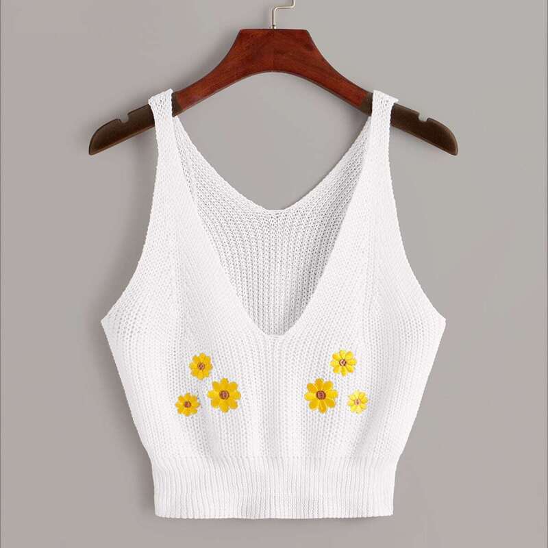 

Flower Embroidered Knit Top, White