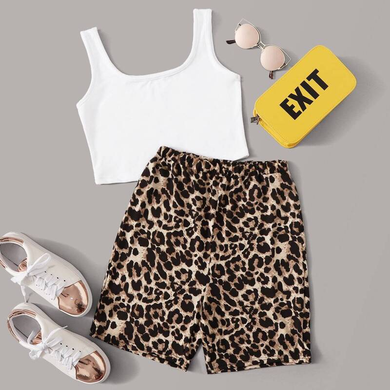 

Crop Tank Top With Leopard Print Shorts, Multicolor