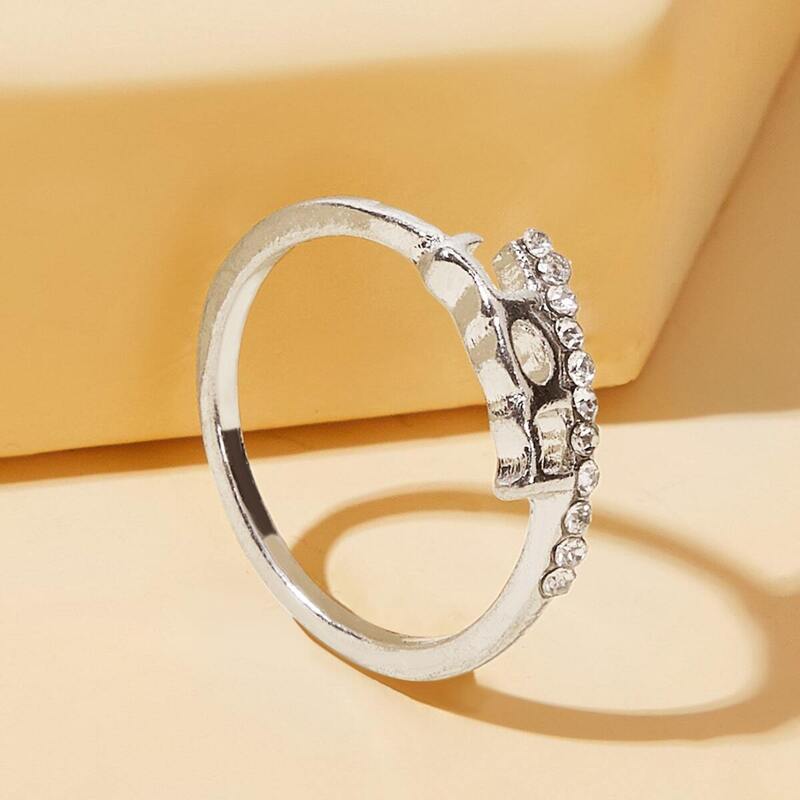 

Rhinestone Engraved Hollow Out Ring 1pc, Silver