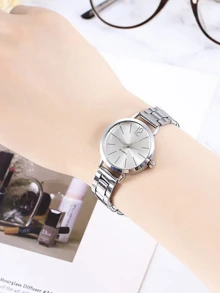 Round Dial Folding Buckle Wrist Watch - Silver - View 2
