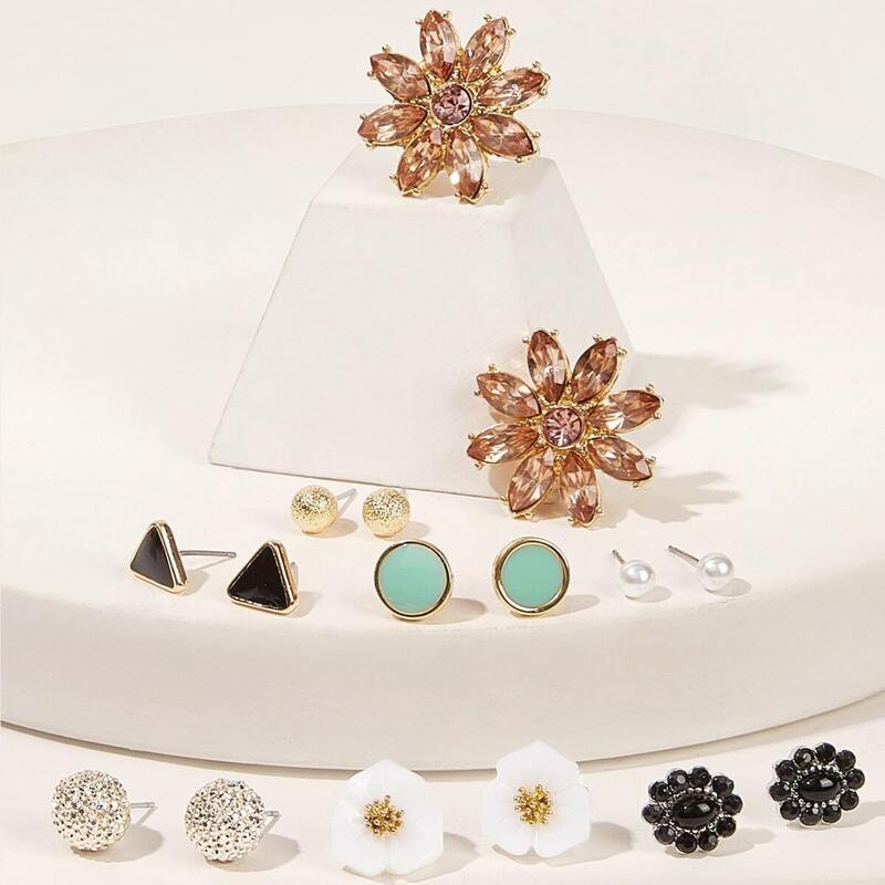 

Rhinestone Engraved Flower & Faux Pearl Earrings 8pairs, Multicolor