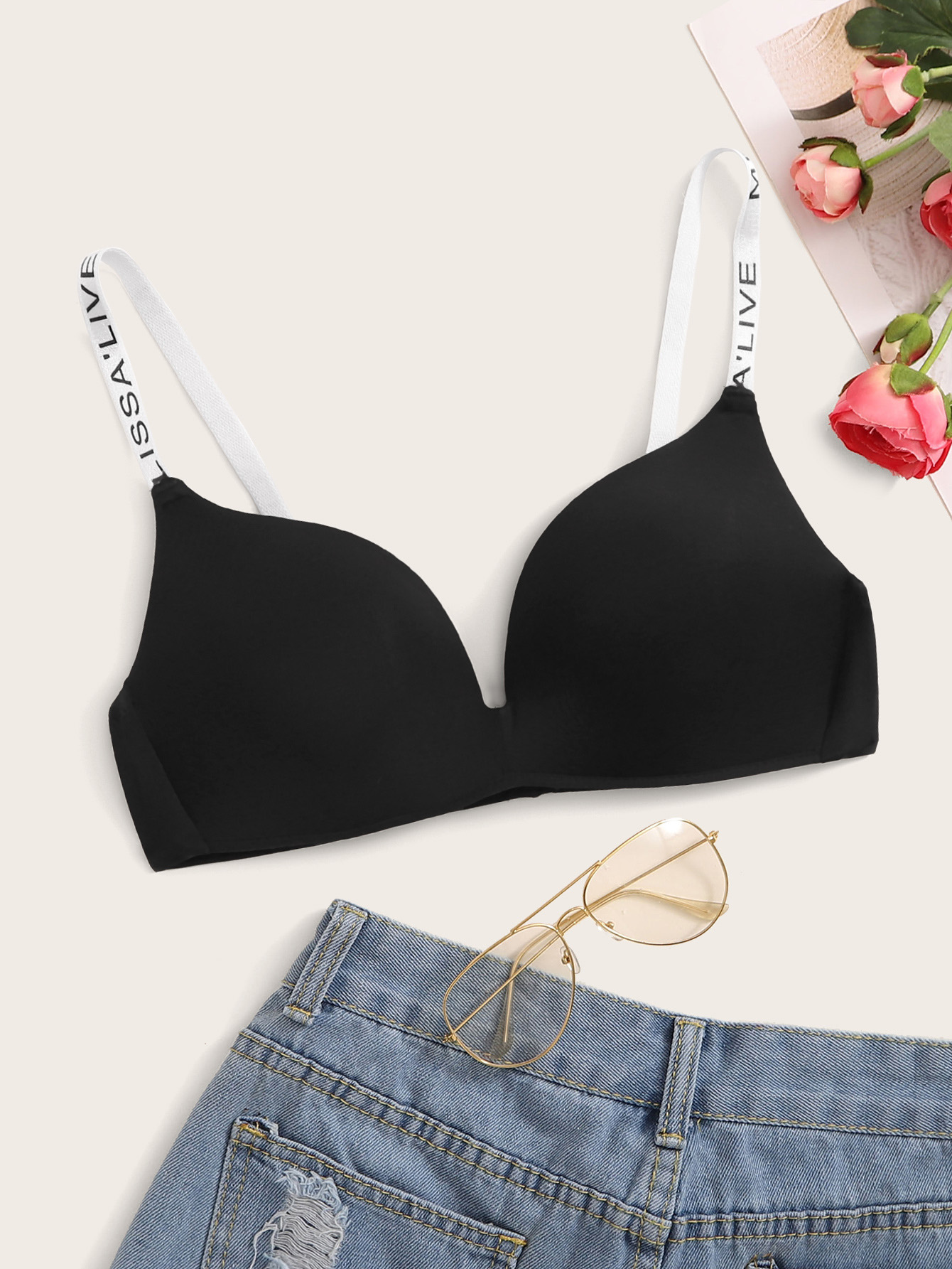 Letter Tape Trim Bra pictures