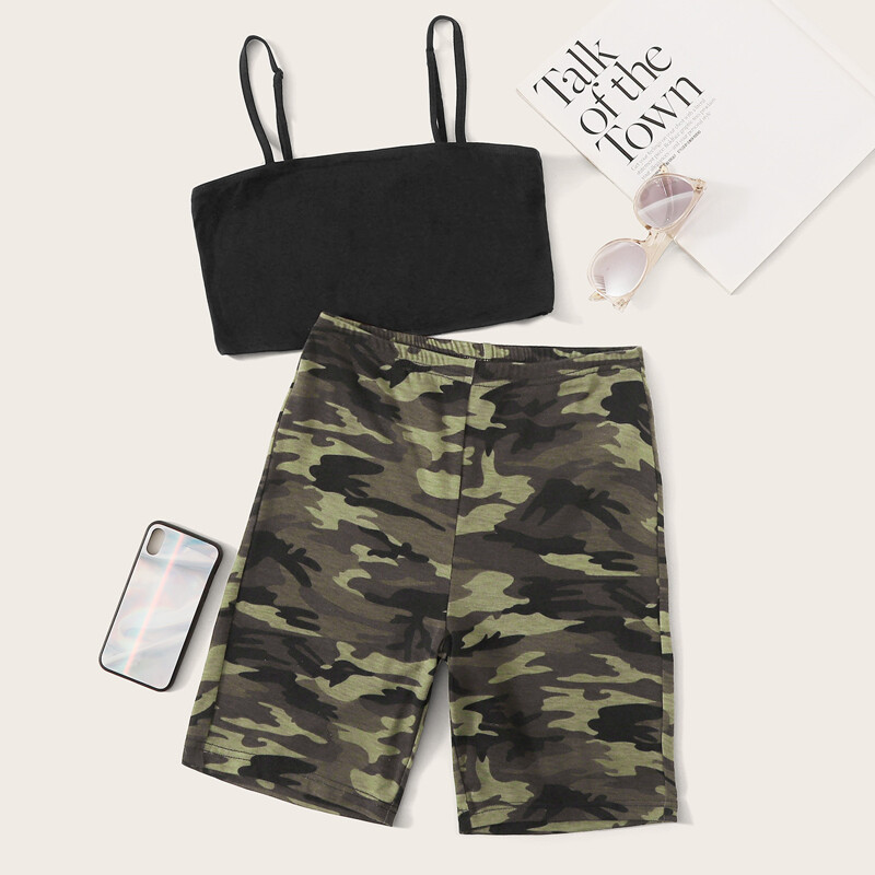

Cami Crop Top & Camo Print Cycling Shorts Set, Multicolor