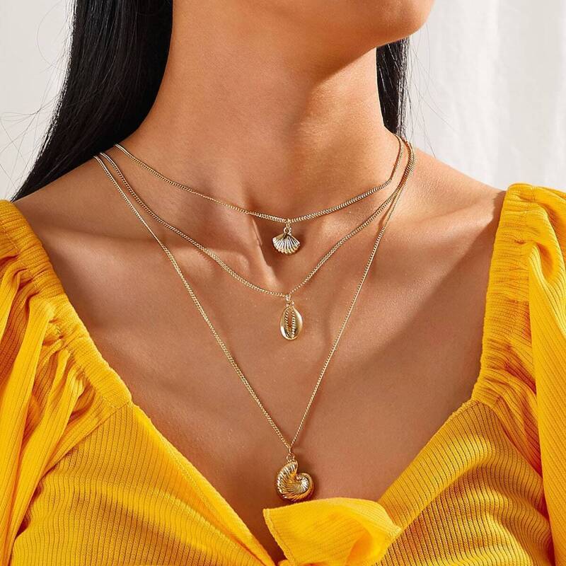 

Shell Charm Layered Chain Necklace 1pc, Gold