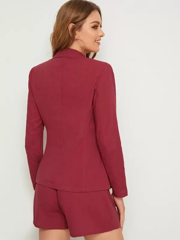 Blazer unicolore avec rangée de boutons | Mode en ligne Blazer unicolore avec rangée de boutons | Mode en ligne