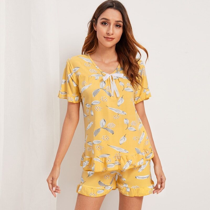 

Floral Print Ruffle Hem Pajama Set, Yellow