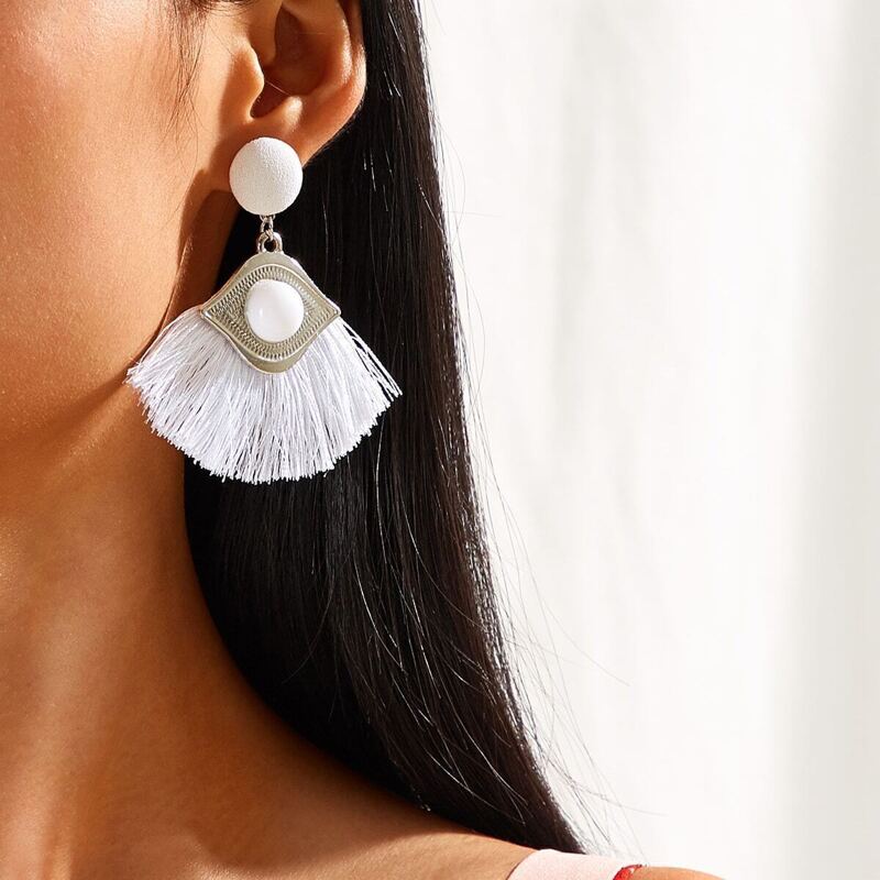 

Fan Tassel Drop Earrings 1pair, White